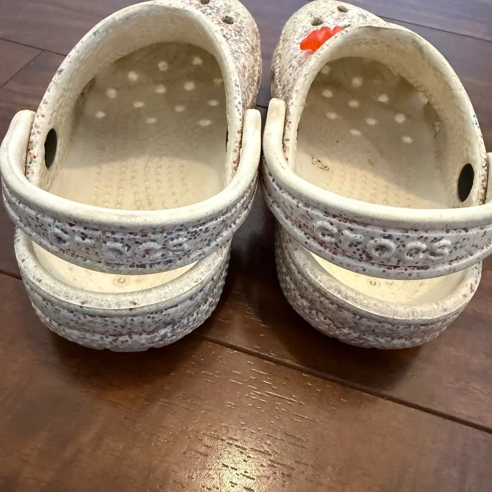 Kids Crocs Glitter Rainbow‎ Gummy Bear Jibbit Charm Clogs Size 8